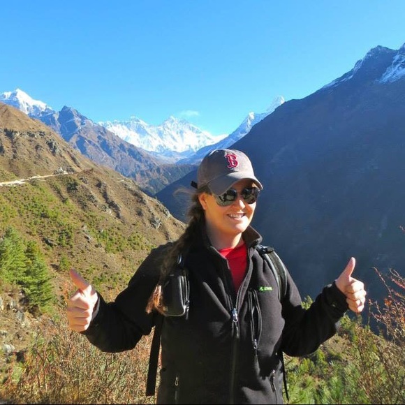 Meet your Posher, Corina - Picture 3 of 4